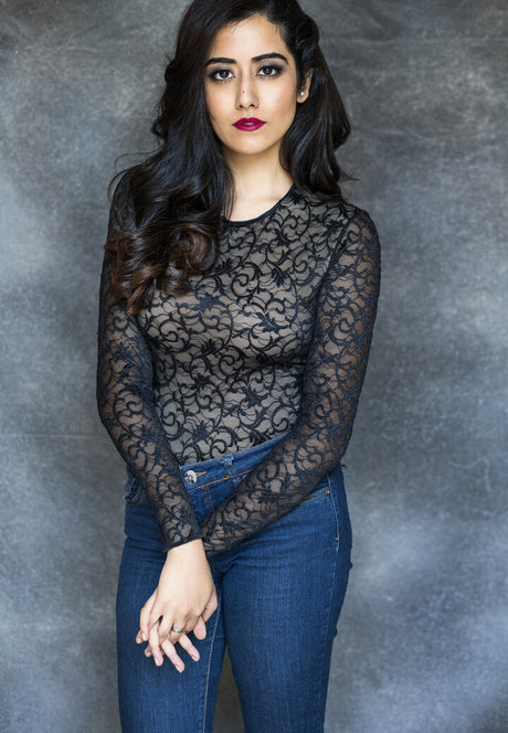 Jonita Gandhi model naked pic