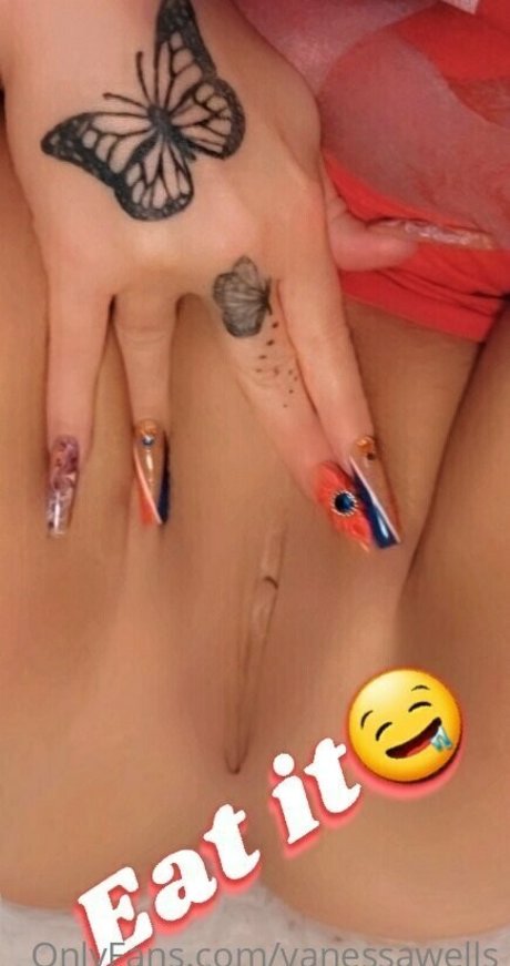 vanessawells exclusive star photo