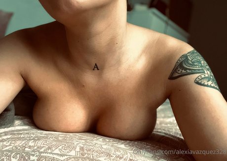 alexiavazquez328 hot actress archive