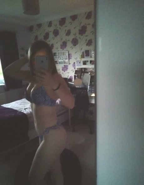 justanuptowngirl star galleries