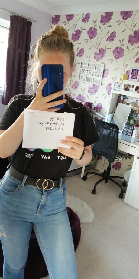 flexible onlyfans erotic pics