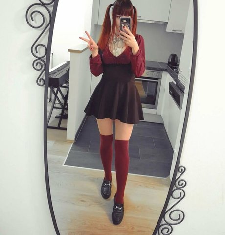 ManaRuka star pornographic image