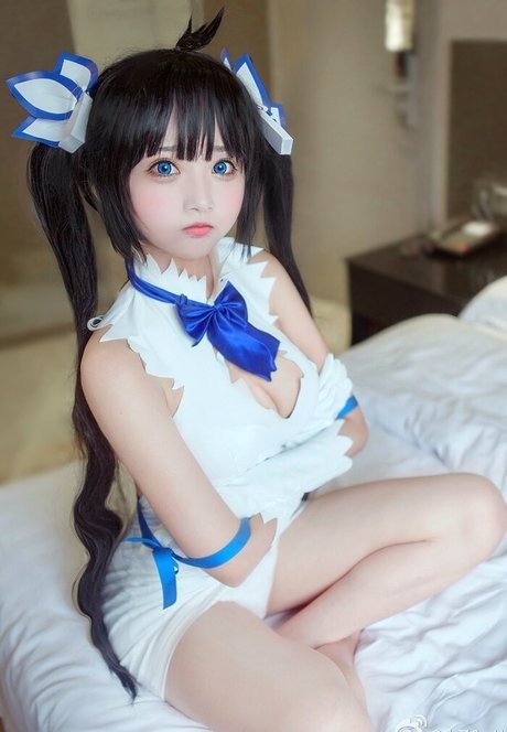 SeeU Cosplay porn star pics