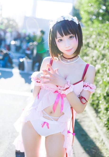 SeeU Cosplay xxx model galleries