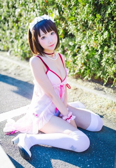 SeeU Cosplay sex star photos