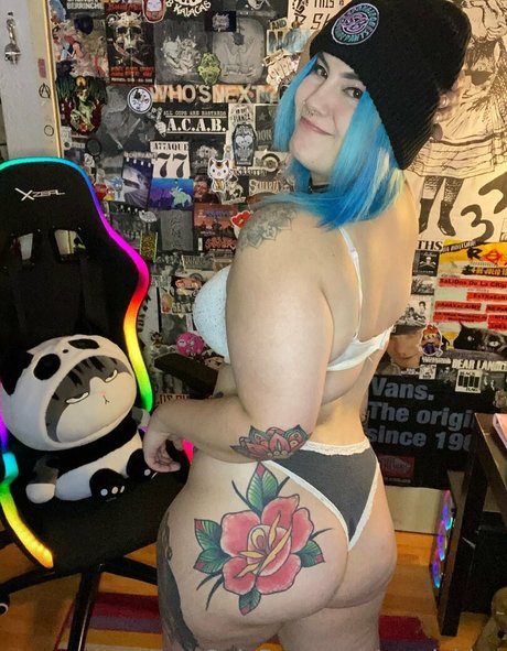 sandyblux pornstar exclusive photo