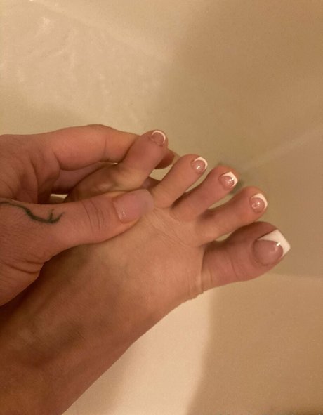 mshollywood100 Profile Pic