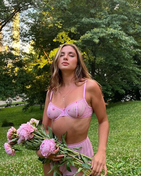 Karina Achaeva nice model photo