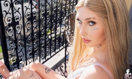 Malory Malibu porn actress gallery