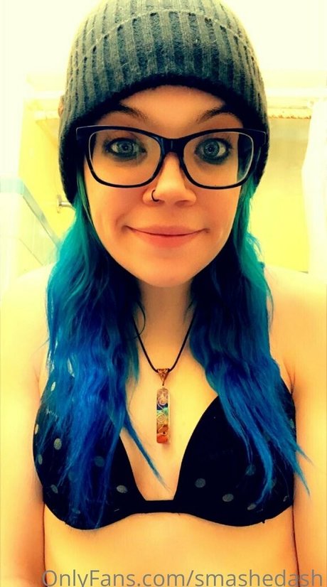 smashedash nude actress pic