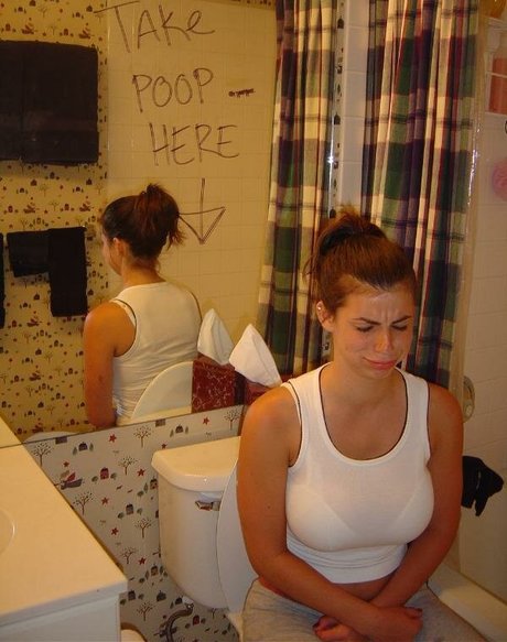 Amanda Wenk naked actress pics