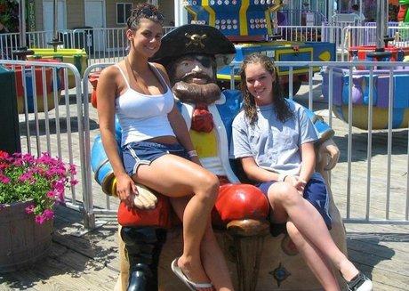 Amanda Wenk pretty actress gallery