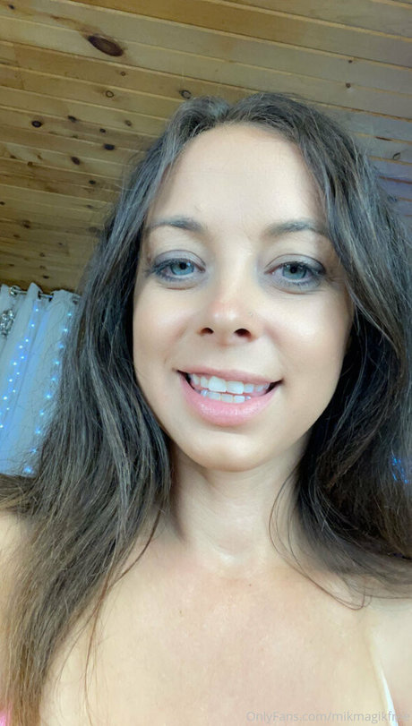 Mikmagik art actress gallery