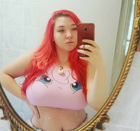 Ariel Vanderberg nice star photo