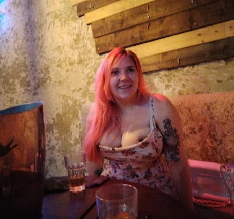 Ariel Vanderberg sex model photos