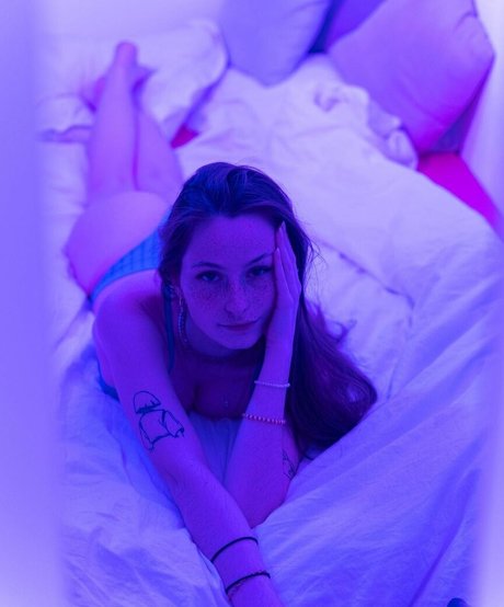 Caponce pornographic actress gallery