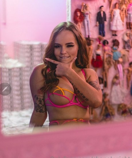 chanelwright exclusive star pics