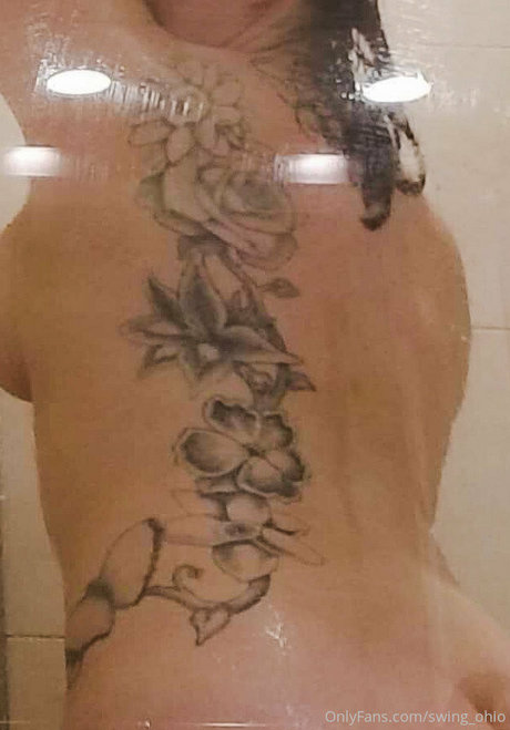 swing ohio model sexy picture