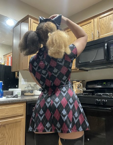 Kikicheea erotic pornstar gallery