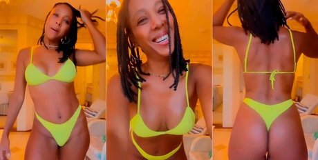 Negra Li naked star picture