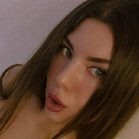 babe deee model photos