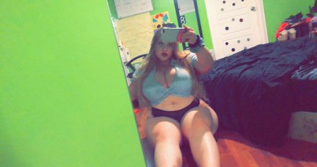 brittanyj15 star nude photo