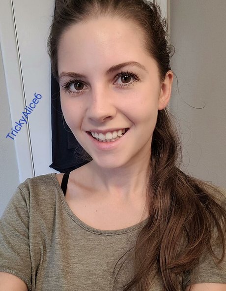 Trickyalice6 model naked images