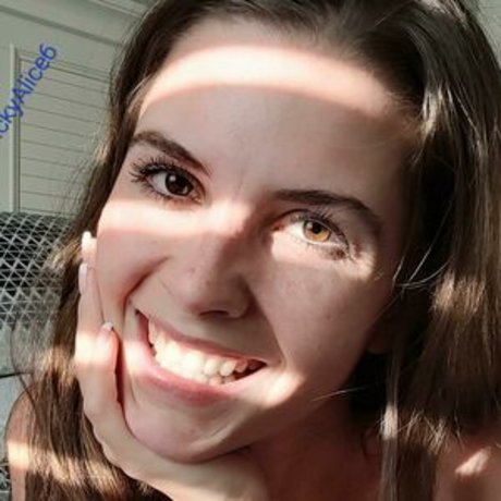 Trickyalice6 model naked picture