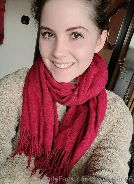 Trickyalice6 pornographic actress archive