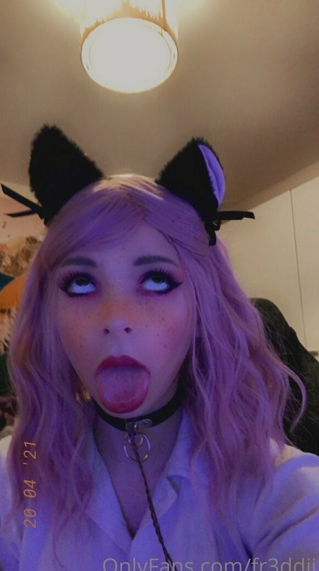 Fr3ddii naked pornstar picture