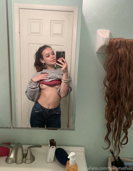 haleymathias nice pornstar picture