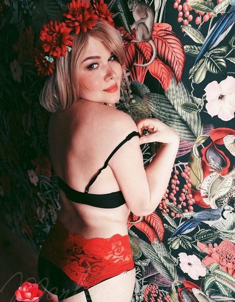 female masturbation onlyfans nudes image