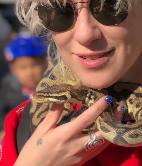 asian girlfriend onlyfans hot sexy archive