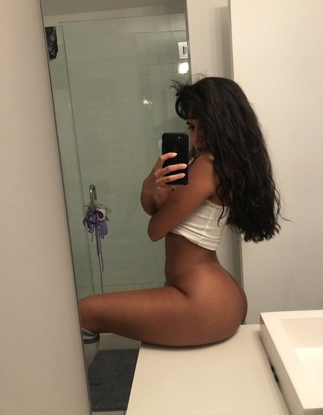 lilpineapplegirl pornstar high quality pics