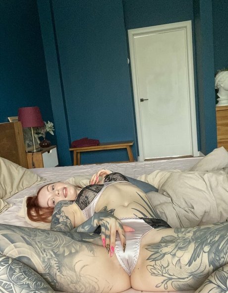 teena xx adult model pic