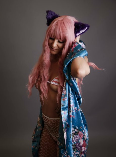 luna goodchild model hot pic