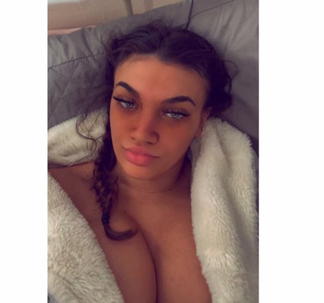 Chloe Ann Whitham art pornstar image