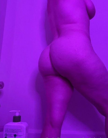 petite slut onlyfans art naked pictures