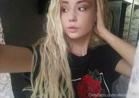 alice0999of xxx model pics