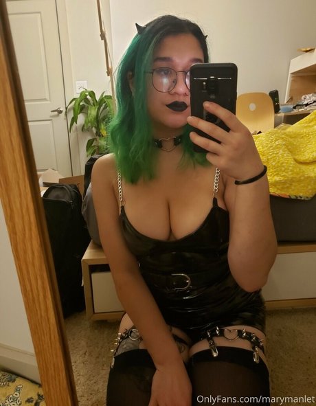 leather skirt onlyfans nudes picture