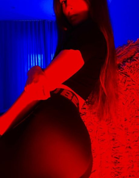 Tangerin Asmr model pornographic pictures