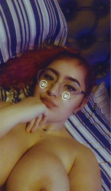 emilyylime perfect actress pics