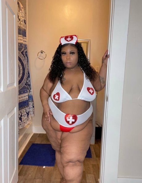 juicaaayyee star adult photo