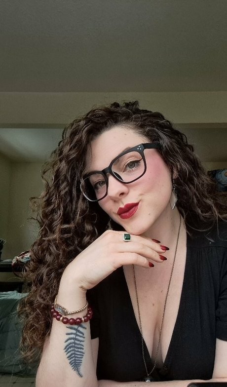 tiffanyinnature exclusive actress pics