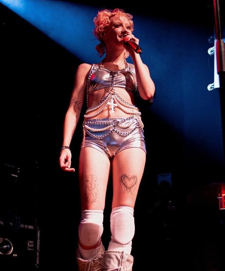 Chloe Moriondo top star pictures