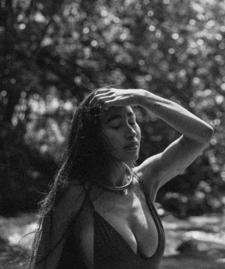 curvy shemale onlyfans beautiful porn pic