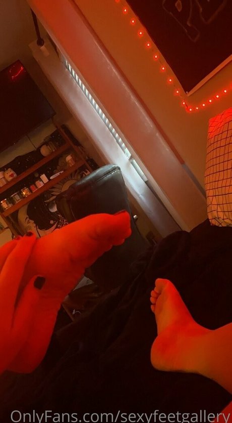 sexyfeetgallery model naked img