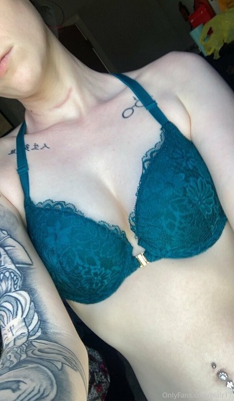 petite slut onlyfans nudes image