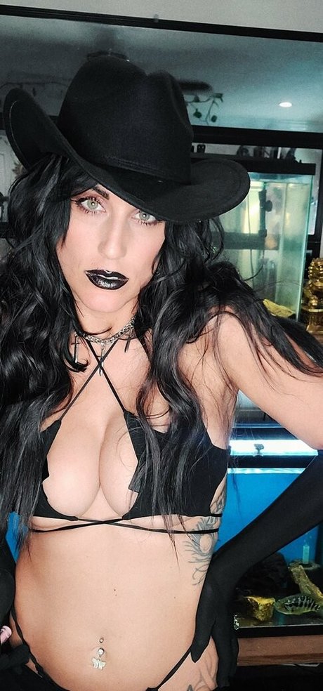 asian ebony onlyfans beautiful naked image