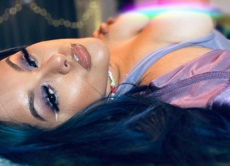 cute asian onlyfans erotic pics